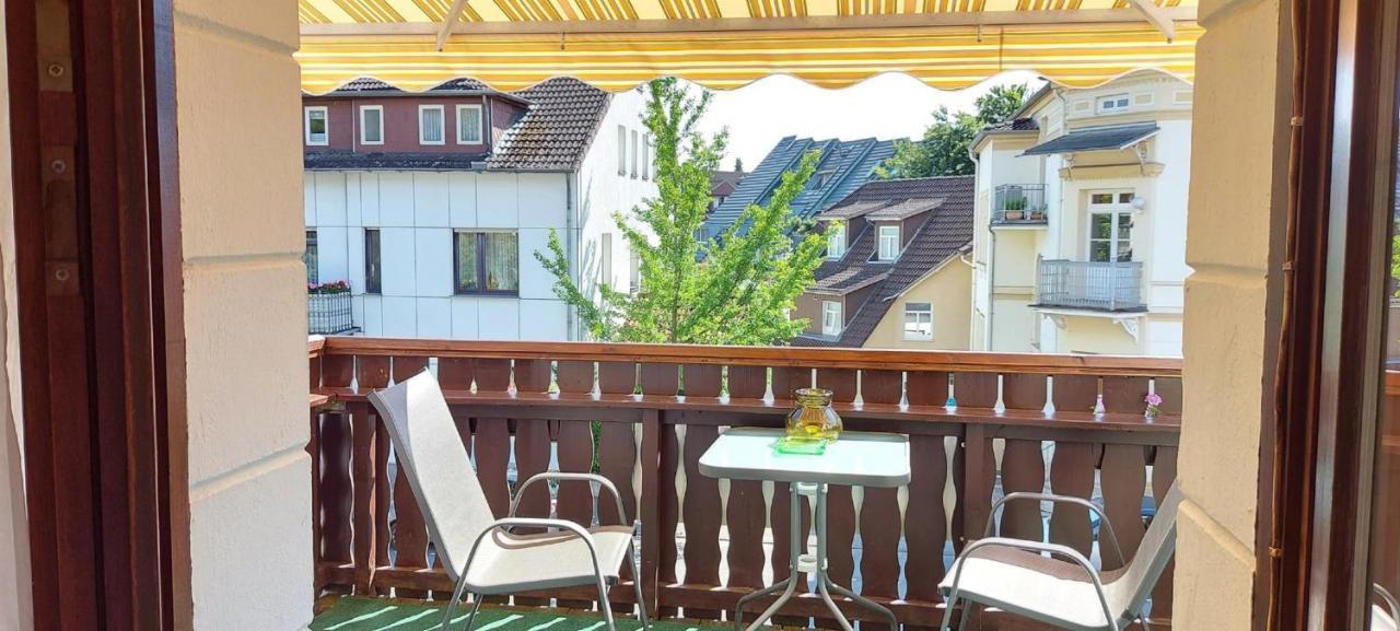 Ferienwohnungen Parkschloesschen باد بيرمونت المظهر الخارجي الصورة
